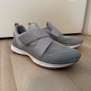 Gray Tiem spin shoes with SPD clips. Size 7.5.